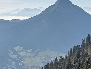 Randonnée au Grand Som par la Racapé au départ du col du Cucheron