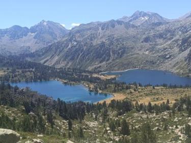 Gr10. J2.barege à refuge du lac de Loule.