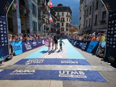 RUN 69: Accueil Cyril Z. finisher UTMB