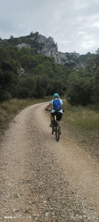 Belle boucle dans les Alpilles depuis Eygalieres