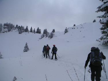 descente..qui remonte..