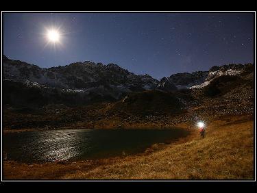 Nuit au lac Moretan inférieur