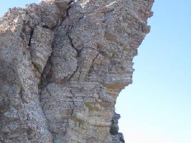Figure de proue sur la falaise de Vachères